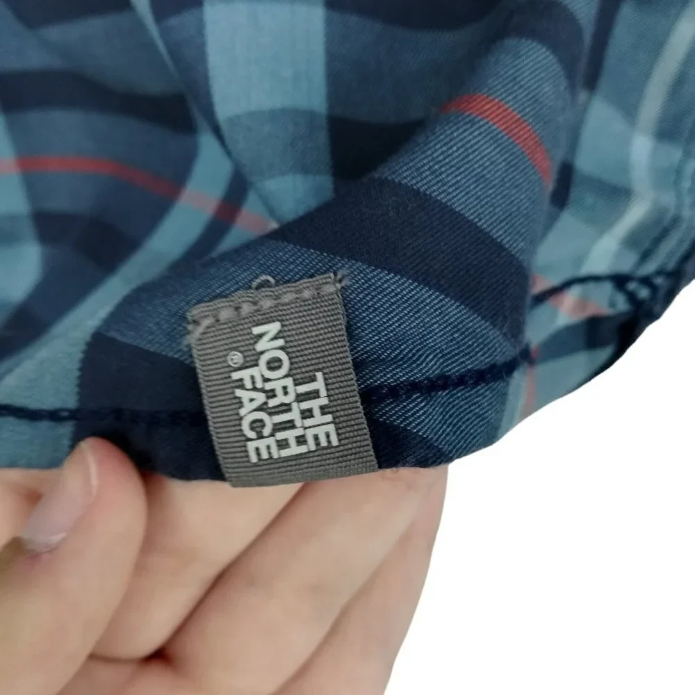 The North Face Plaid Long Sleeve Button Up Shirt Size M Blue Orange Pocket